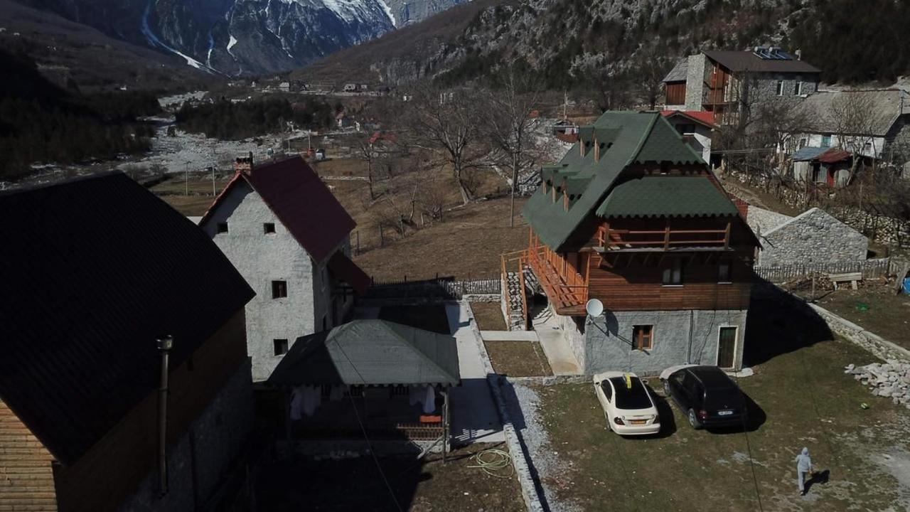 Hotel Bujtina Vellezerit Grrela à Theth Extérieur photo